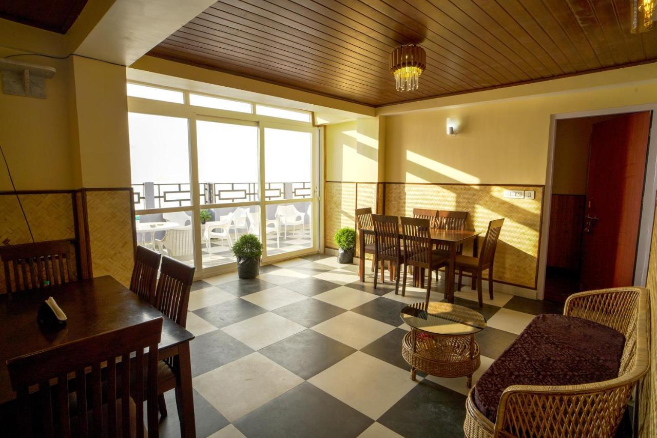 Hotel Hill Queen Near Sherpa Gumba Darjeeling Mall 5 Min Couple Friendly ภายนอก รูปภาพ